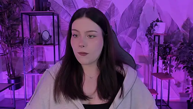 CoralineKeyns online show from October 9, 2025, 5:30 am