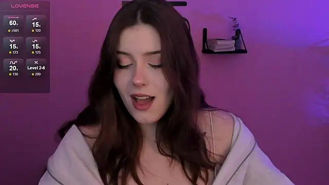 CoralineKeyns online show from February 20, 2025, 5:33 am