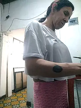 Cameron puppy online show from April 14, 2026, 7:19 pm