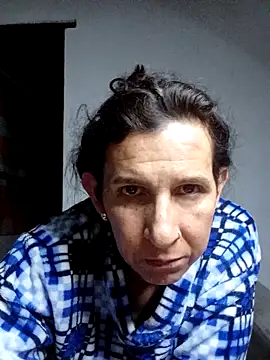 Cameron puppy online show from December 5, 2025, 9:19 am