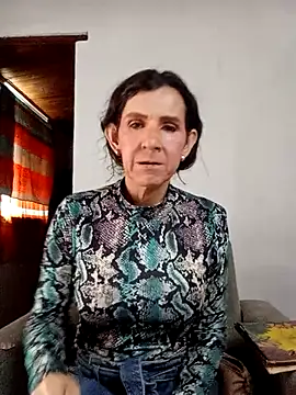 Cameron puppy online show from December 5, 2025, 9:23 pm