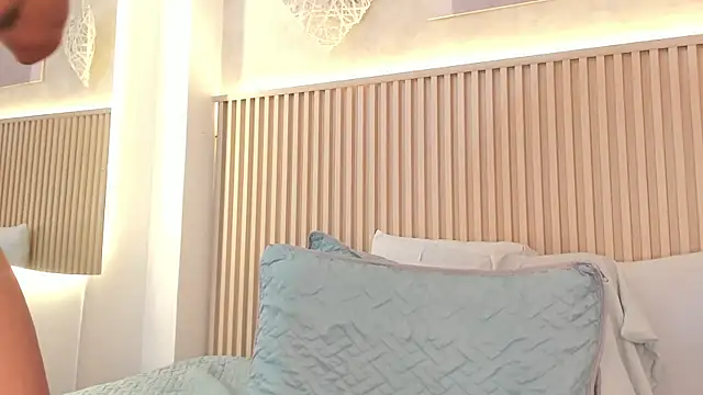 Snapshot of daiana_curly chatting on February 27, 2026, 8:41 pm daiana curly online show from February 27, 2026, 8:41 pm