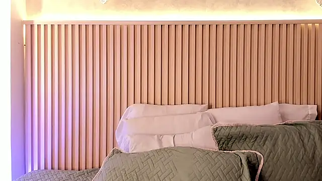 daiana curly online show from October 11, 2025, 8:10 pm