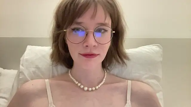 Snapshot of ms_christiana chatting on May 14, 2026, 8:17 pm ms christiana online show from May 14, 2026, 8:17 pm