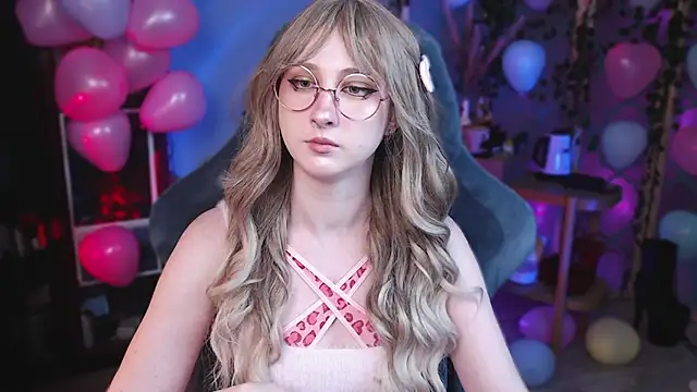 Rory Pink online show from February 14, 2025, 11:20 pm