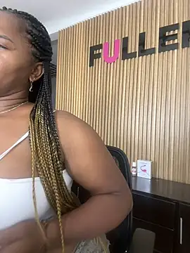 AliciaMiilf online show from March 18, 2025, 7:01 pm