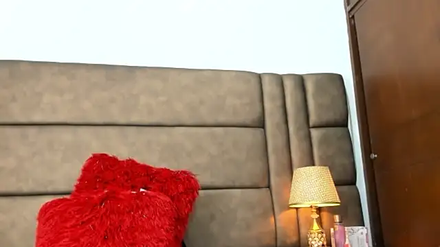 AliciaMiilf online show from January 28, 2025, 3:36 am