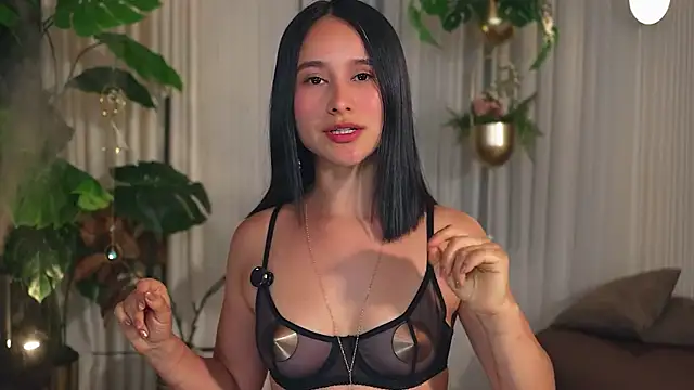 Miss beee online show from October 11, 2025, 12:44 am