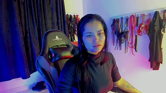 scarlet-kennedy98 online show from September 9, 2025, 7:56 pm