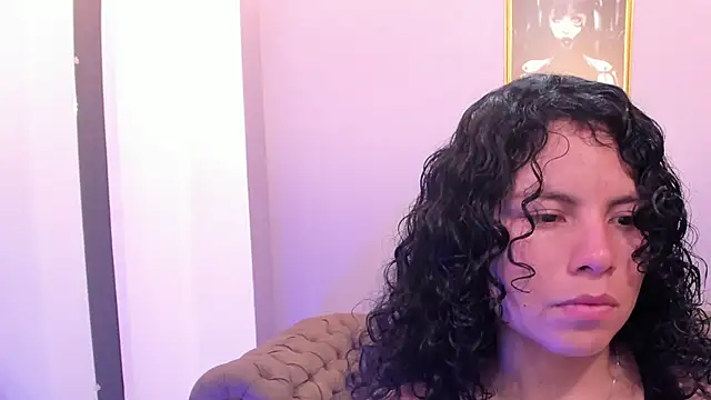 zoe martin4 online show from January 11, 2025, 8:43 pm