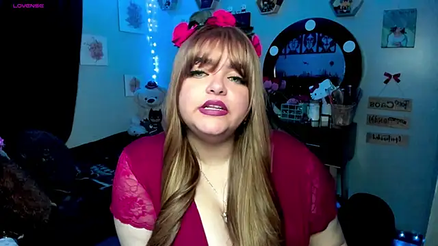 Snapshot of Luise_Meyrink chatting on March 11, 2025, 7:03 am Luise Meyrink online show from March 11, 2025, 7:03 am