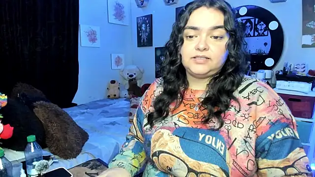 Snapshot of Luise_Meyrink chatting on November 7, 2025, 3:00 am Luise Meyrink online show from November 7, 2025, 3:00 am