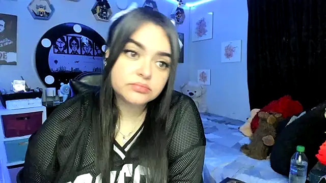 Snapshot of Luise_Meyrink chatting on October 25, 2025, 2:55 am Luise Meyrink online show from October 25, 2025, 2:55 am