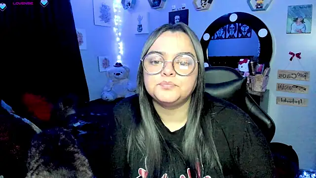 Snapshot of Luise_Meyrink chatting on March 5, 2025, 3:18 am Luise Meyrink online show from March 5, 2025, 3:18 am