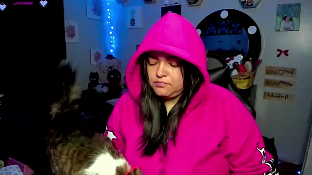 Snapshot of Luise_Meyrink chatting on March 16, 2025, 2:32 am Luise Meyrink online show from March 16, 2025, 2:32 am