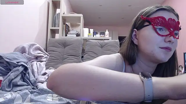 A2ure online show from July 13, 2026, 2:16 pm
