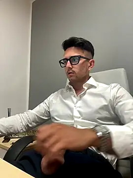 masterboss  online show from October 1, 2025, 11:36 am