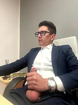 masterboss  online show from January 13, 2026, 1:26 pm