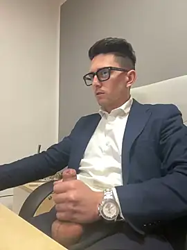 masterboss  online show from February 28, 2025, 12:42 pm