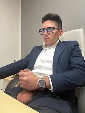 masterboss  online show from February 14, 2025, 1:18 pm