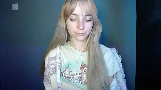 LuciaYoung online show from September 29, 2025, 6:35 pm