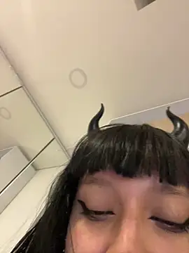 aangie  uwu online show from February 26, 2025, 3:35 am