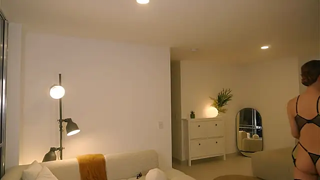 Ms Sammy online show from October 28, 2025, 1:17 am