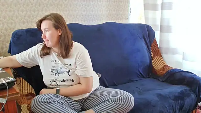 Snapshot of franceska_blue chatting on October 28, 2025, 10:58 am franceska blue online show from October 28, 2025, 10:58 am