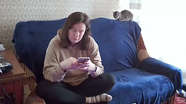 Snapshot of franceska_blue chatting on October 19, 2025, 10:40 am franceska blue online show from October 19, 2025, 10:40 am