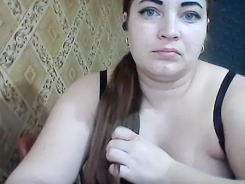 Snapshot of Elizabeth_Meow chatting on April 29, 2026, 5:00 am Elizabeth Meow online show from April 29, 2026, 5:00 am