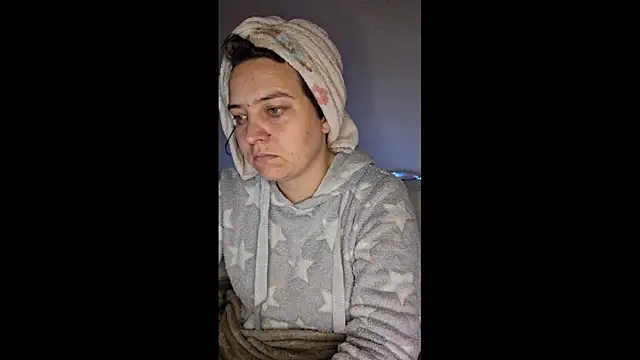 Cyndee Winter online show from October 28, 2025, 6:07 pm