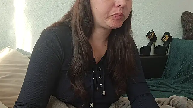 Cyndee Winter online show from September 20, 2025, 4:01 pm