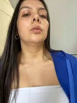 Snapshot of SamaraLincolnn chatting on June 3, 2026, 4:01 pm SamaraLincolnn online show from June 3, 2026, 4:01 pm