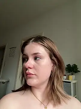 MaribelRiver online show from March 8, 2025, 7:20 pm