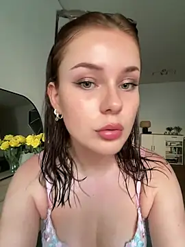 Snapshot of MaribelRiver chatting on June 25, 2026, 6:46 pm MaribelRiver online show from June 25, 2026, 6:46 pm