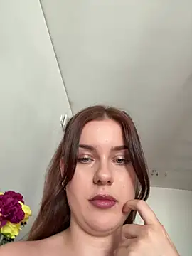 Snapshot of MaribelRiver chatting on July 12, 2026, 12:50 pm MaribelRiver online show from July 12, 2026, 12:50 pm