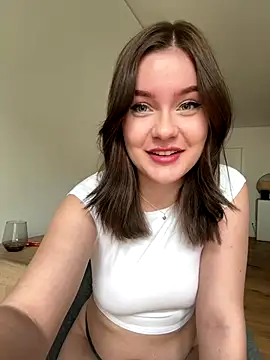 MaribelRiver online show from October 5, 2025, 1:57 pm