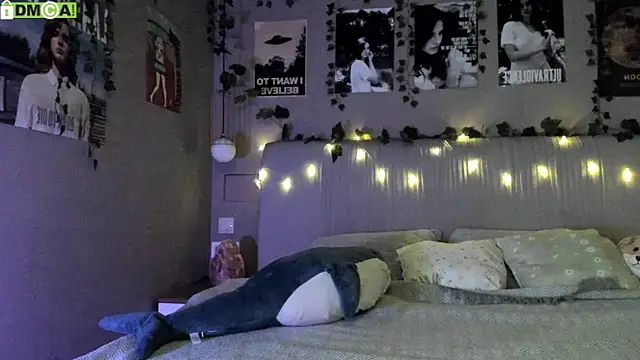 Anisawithlove online show from September 28, 2025, 3:57 am