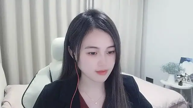 Wofeifei-baby online show from December 24, 2024, 3:37 pm