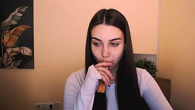 Lili magic online show from September 13, 2025, 1:00 pm