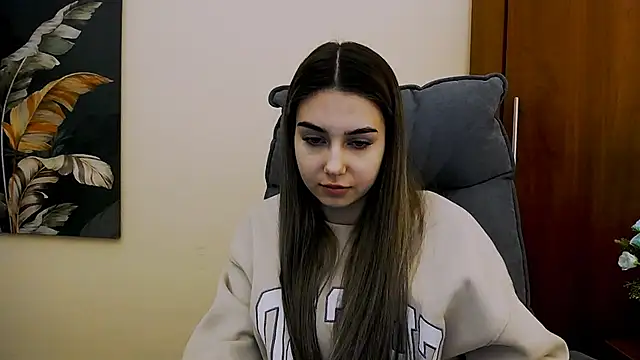 Lili magic online show from February 21, 2025, 1:11 pm