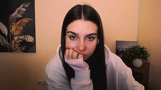 Lili magic online show from September 20, 2025, 1:05 pm