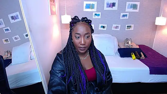 kiara evanss online show from March 6, 2025, 8:37 pm