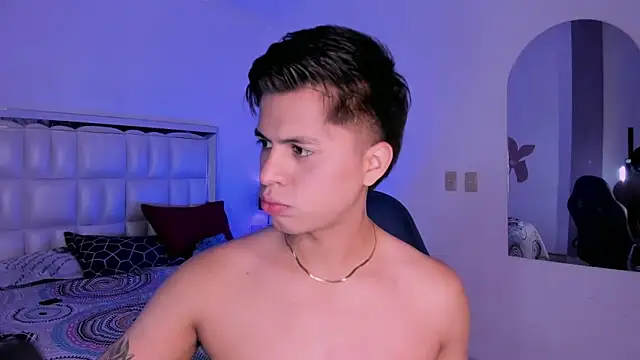 Snapshot of Niicky1_ chatting on February 24, 2025, 8:58 pm Niicky1 online show from February 24, 2025, 8:58 pm