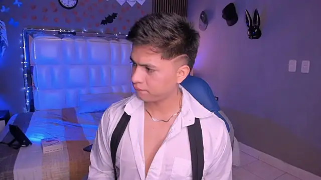 Snapshot of Niicky1_ chatting on November 2, 2025, 2:00 pm Niicky1 online show from November 2, 2025, 2:00 pm