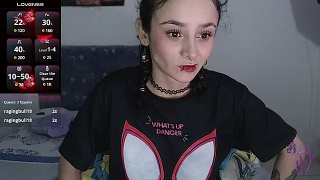 kitty22  online show from March 7, 2025, 2:34 pm