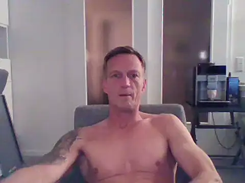 dirks71 online show from March 1, 2025, 6:11 pm