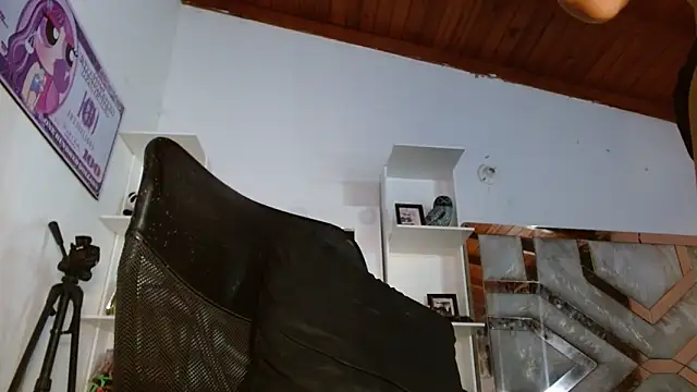 CONNY BENSS online show from October 12, 2025, 11:28 pm