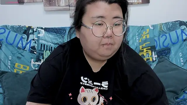 Nadine asian online show from November 4, 2025, 1:20 am