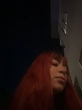 Snapshot of RavenM8 chatting on November 10, 2025, 11:21 pm RavenM8 online show from November 10, 2025, 11:21 pm